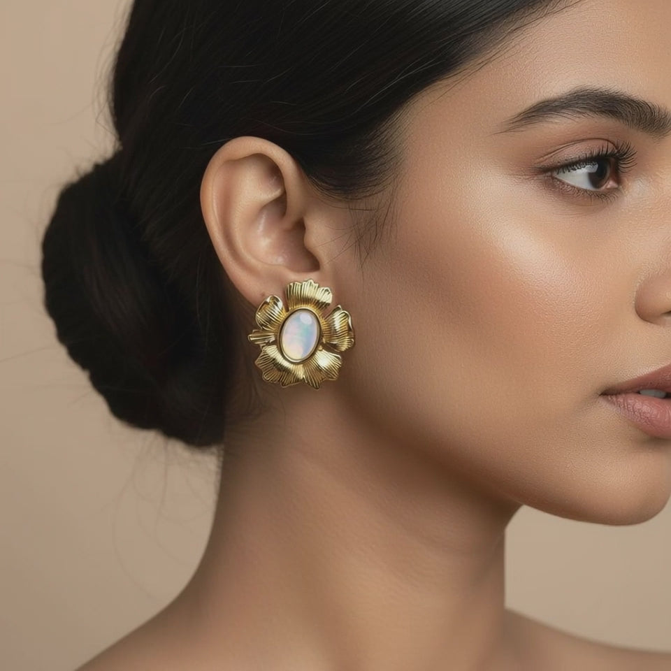 Evergold Blooming Pearl Studs – 14K Gold Plated | Just A Girl