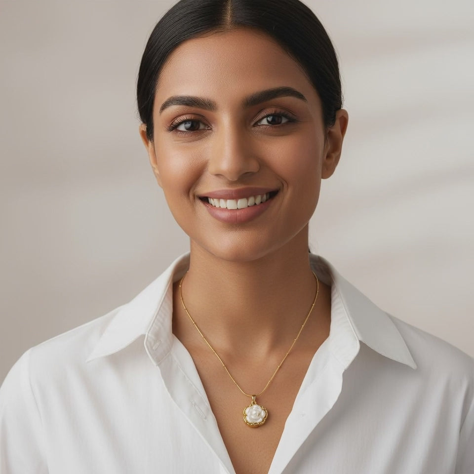 Evergold Rose Pearl Pendant – 14K Gold Plated | Just A Girl