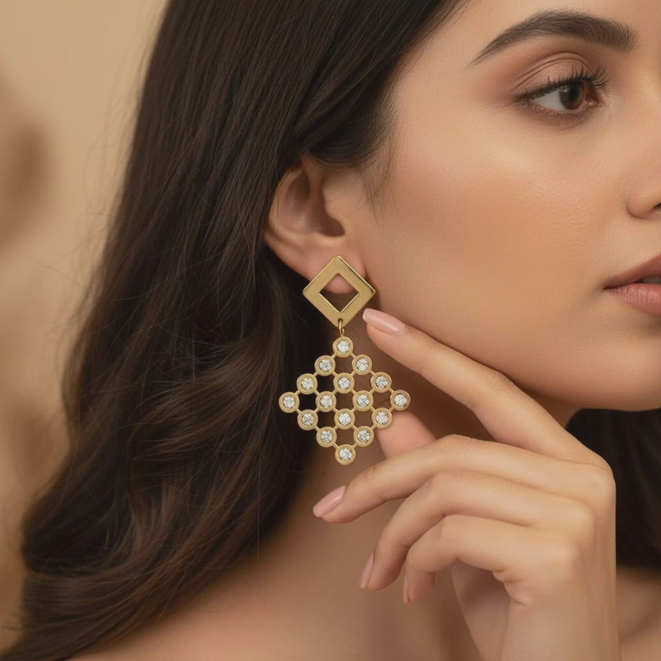 Evergold Crystal Lattice Drops – 14K Gold Plated | Just A Girl