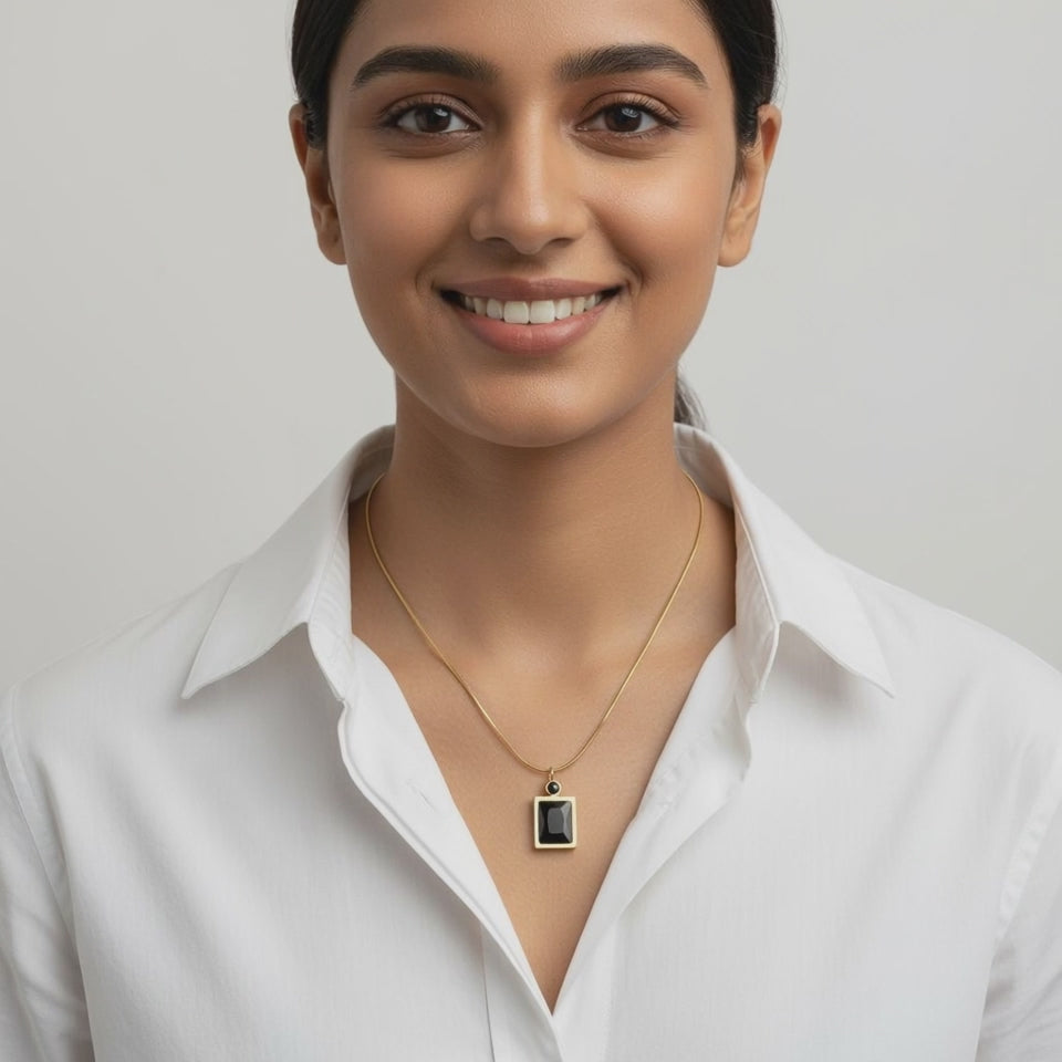 Evergold Noir Frame Pendant – 14K Gold Plated | Just A Girl