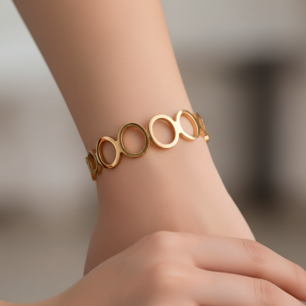 Circle Link Bracelet - 14K Gold Plated | Just A Girl
