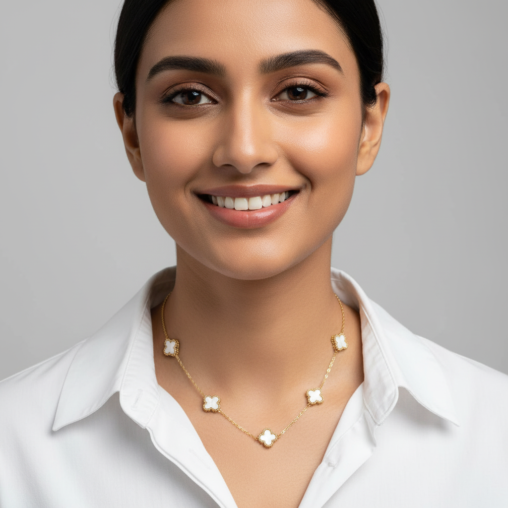 Evergold Ivory Clover Chain – 14K Gold Plated | Just A Girl