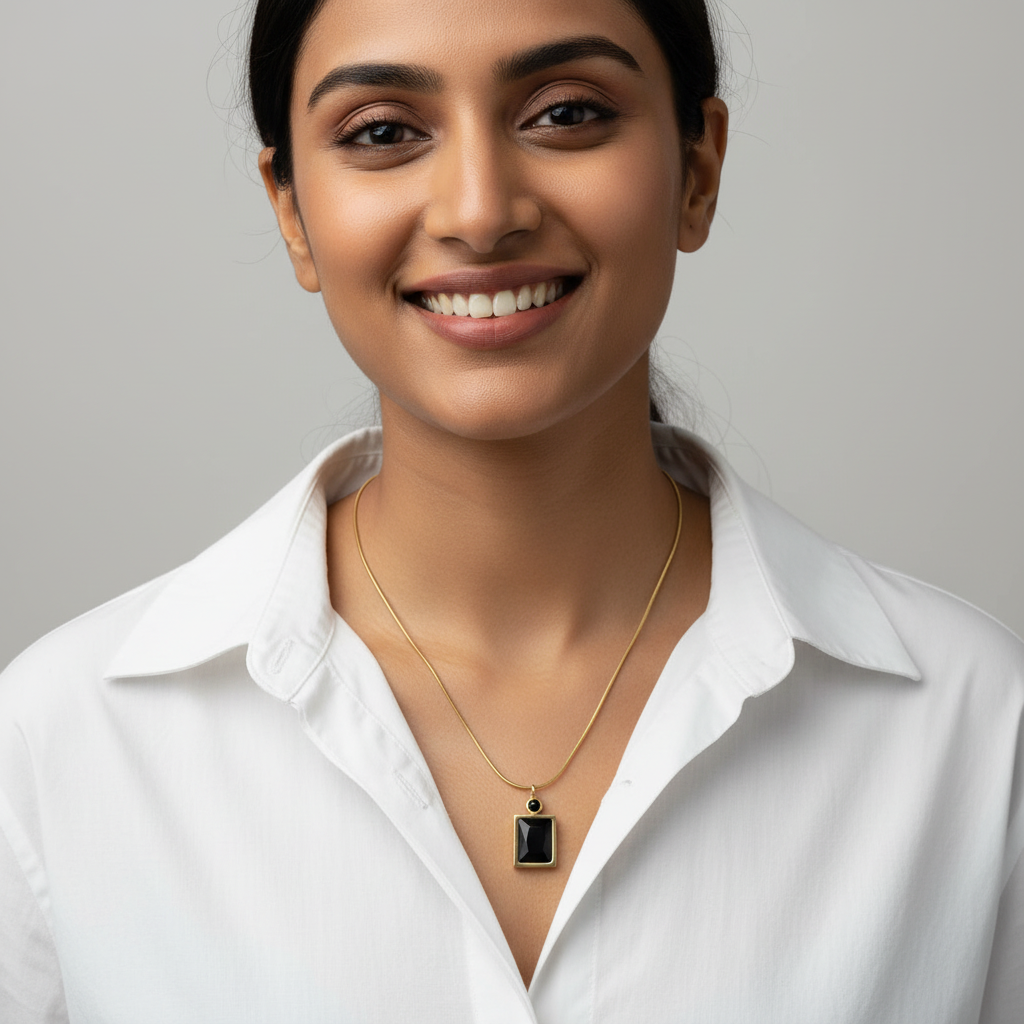 Evergold Noir Frame Pendant – 14K Gold Plated | Just A Girl