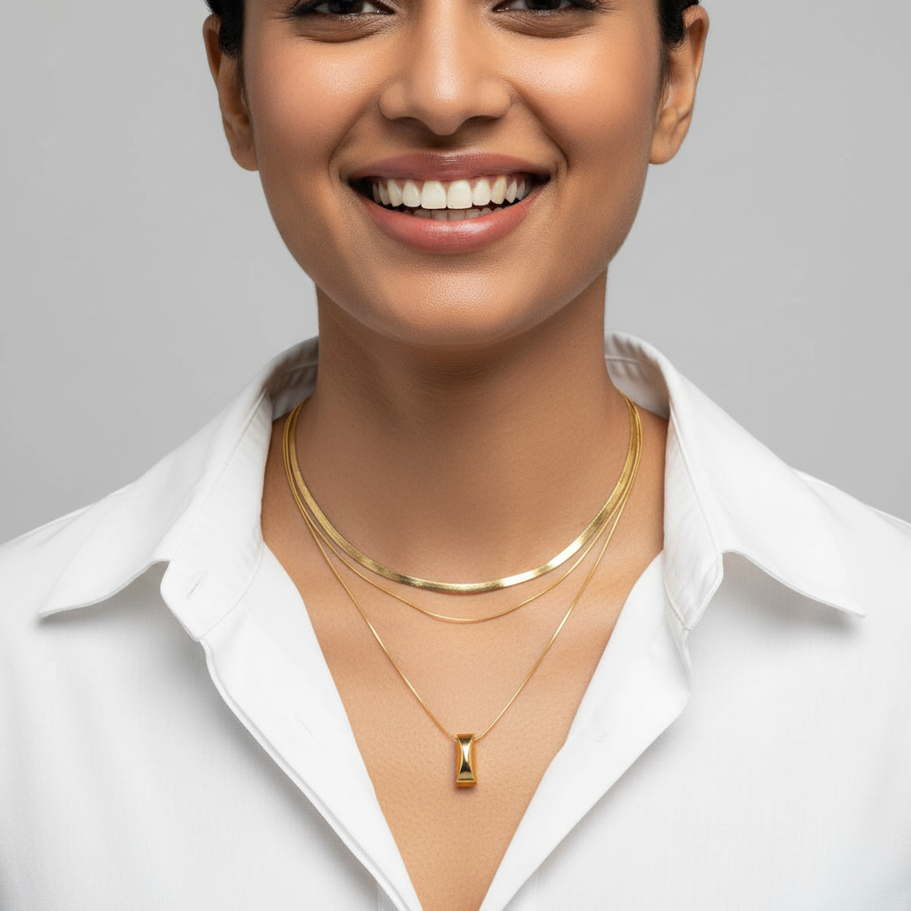 Evergold Wave Bar Necklace – 14K Gold Plated | Just A Girl