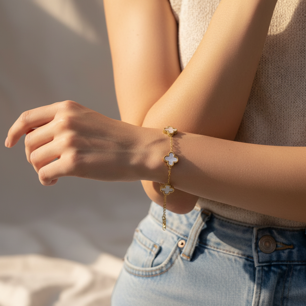 EverGold Clover Glow Charm Bracelet - 14K Gold Plated | Just A Girl